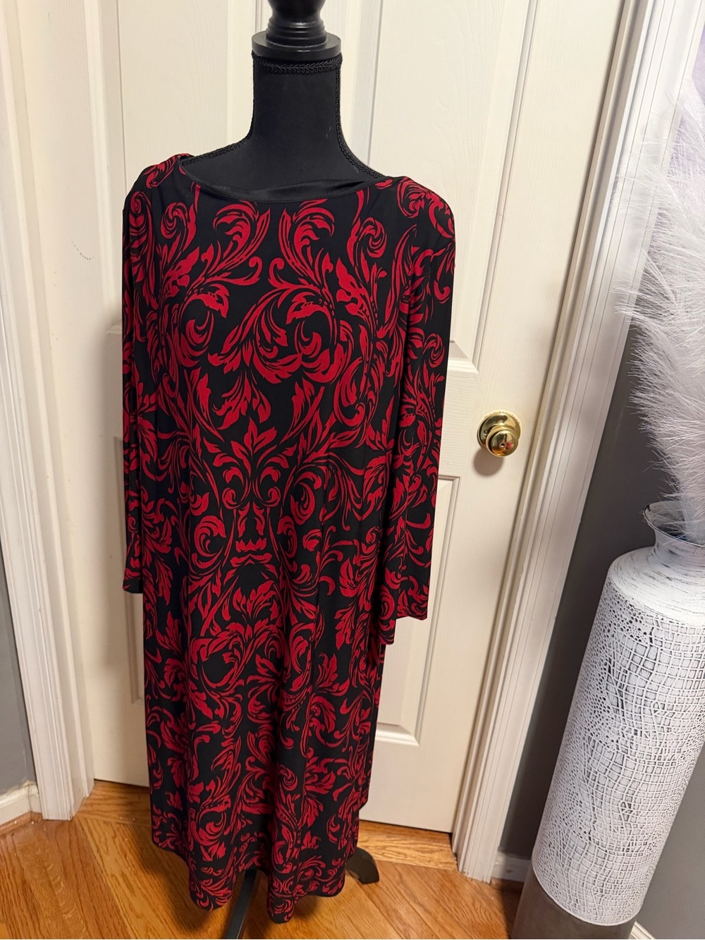 Chico’s Black & Red Baroque Scroll Dress Size 4